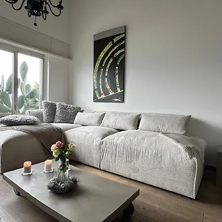 Casa Helios - Traumhafte Seesicht, Jacuzzi, Sauna Orselina